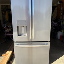 GE French Door Refrigerator 