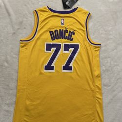 Medium Luka Doncic Stitched Yellow Lakers Jersey #77