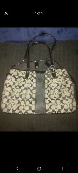Woman's purses