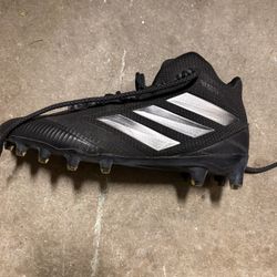 Men’s Size 8 Football Cleats