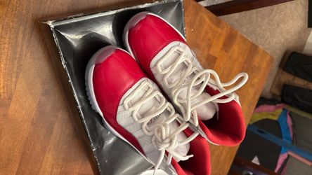Cherry 11s size 9