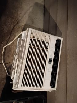 Frigidaire Window Air Conditioner