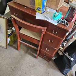 Desk And Sewing Machine In One With Chair Extra Sewing Stuff 