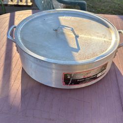 Winco USA Super Aluminum Braizer, Heavy Weight, 24 Quart, Aluminum