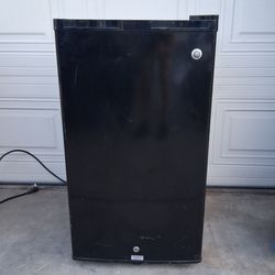 Mini Refrigerator