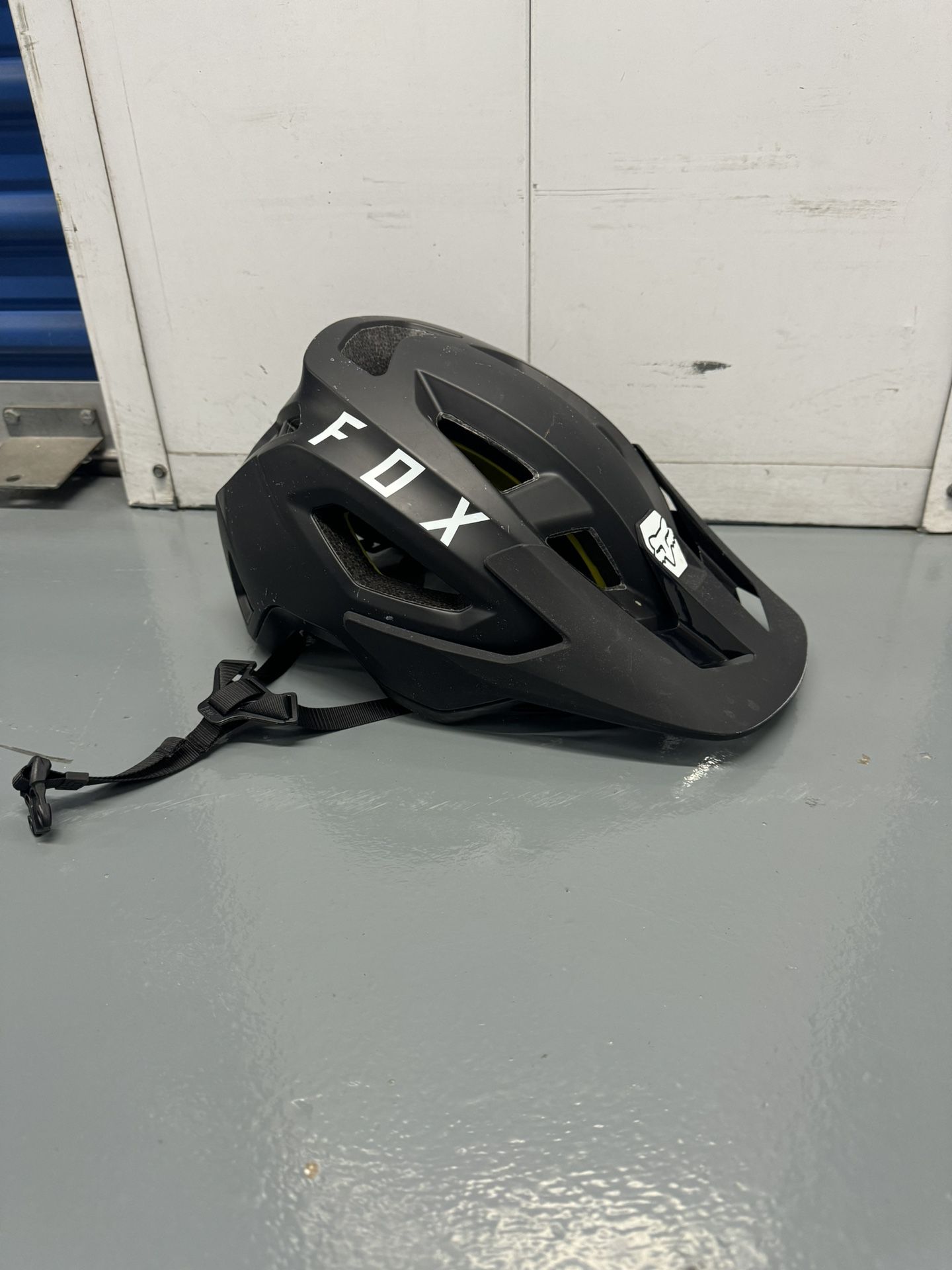 Fox MTB Helmet 