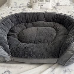 Dog-Pet Bed - Like New (Large, Cozy, Soft) 38x30x09