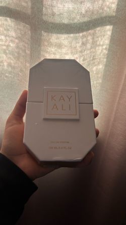 KAYALI 28 Vanilla 3.4 oz 100mL
