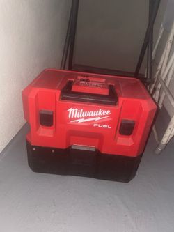 Milwuakee m12 fuel vacuum