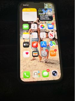 iPhone 16e