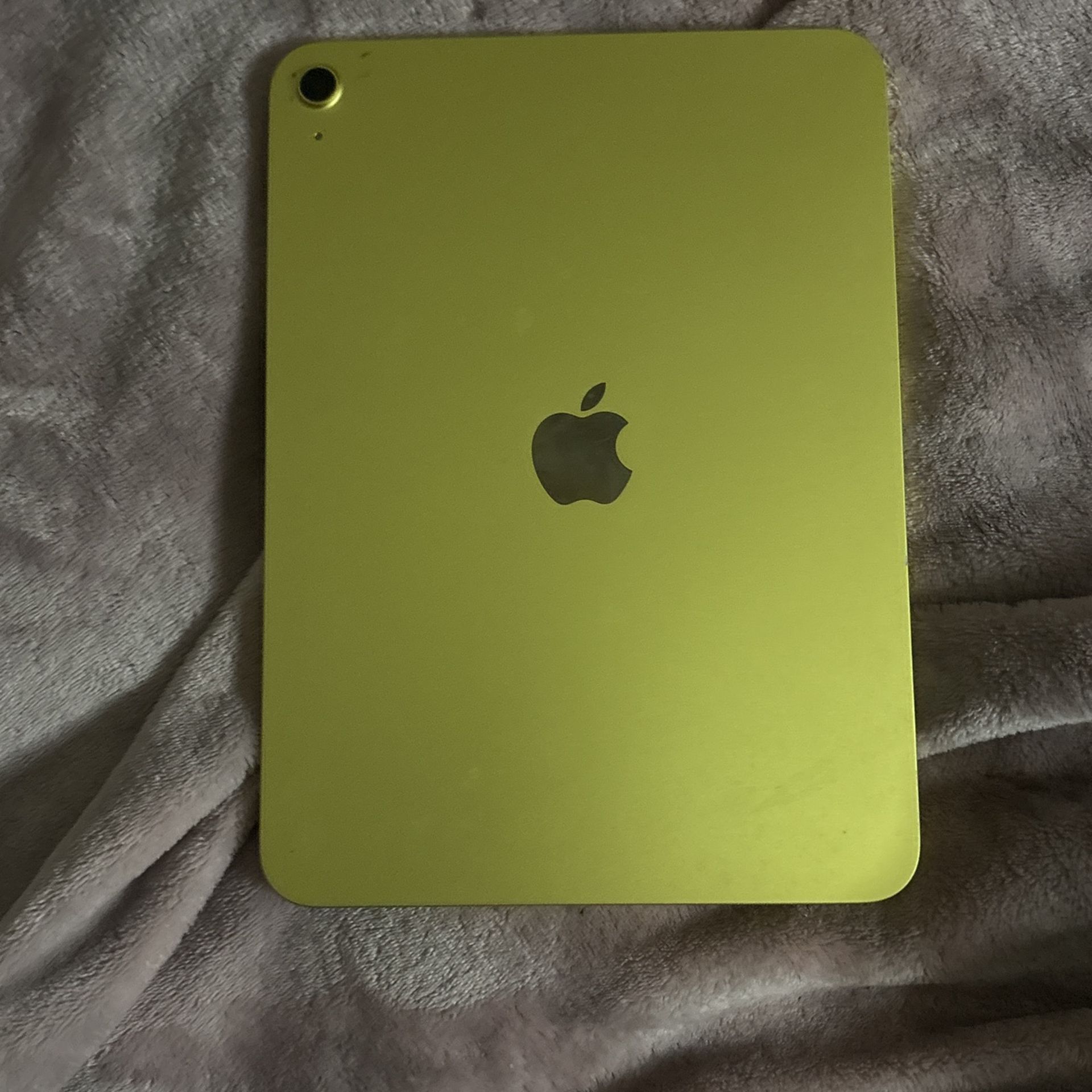 Yellow 11 In A16 iPad 2025