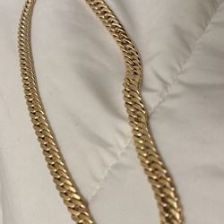 18k Gold Necklace Size 16