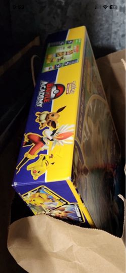 Pokémon Battle Academy Card Game Box