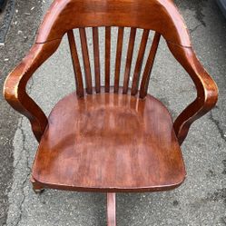 1997 Bombay Bankers Chair 