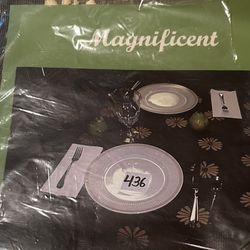 New Dark Green And Gold Tablecloth 