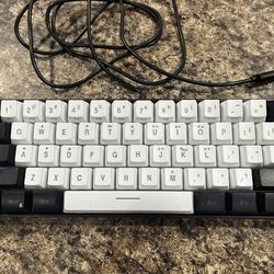 Snpurdiri  60% Backlit Gaming Keyboard