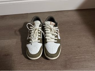 Nike Dunk Olive Size 10
