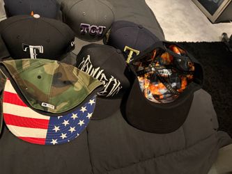 Mixed Lot of Snapback and Fitted Caps
