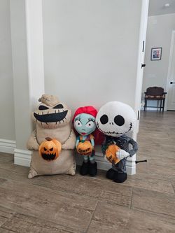 Holloween greeters