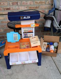 Aldi Store
