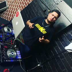 Disponible para tu evento mañana sábado 4/20/19