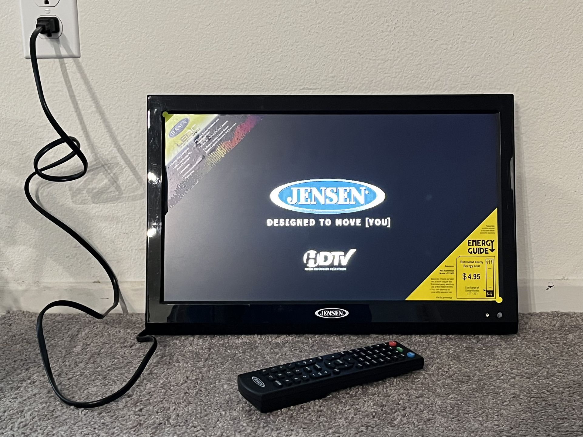 Jensen 19" LED/AC Wall Mount TV JE1914