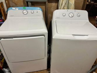 Washer and dryer like new asking $750 OBO