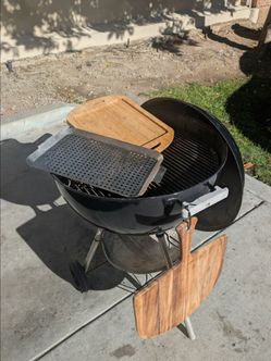 Weber 22-Inch Kettle Grill – Complete Starter Kit (Ready to Cook)