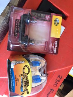 Headlight bulbs new