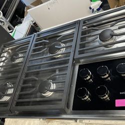 Stainless Steel Wolf 36” Gas Cooktop 5 Burners Stove Top