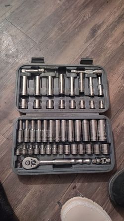 Blue point Socket Wrench Set with Case