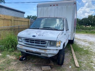 1999 Ford E-350