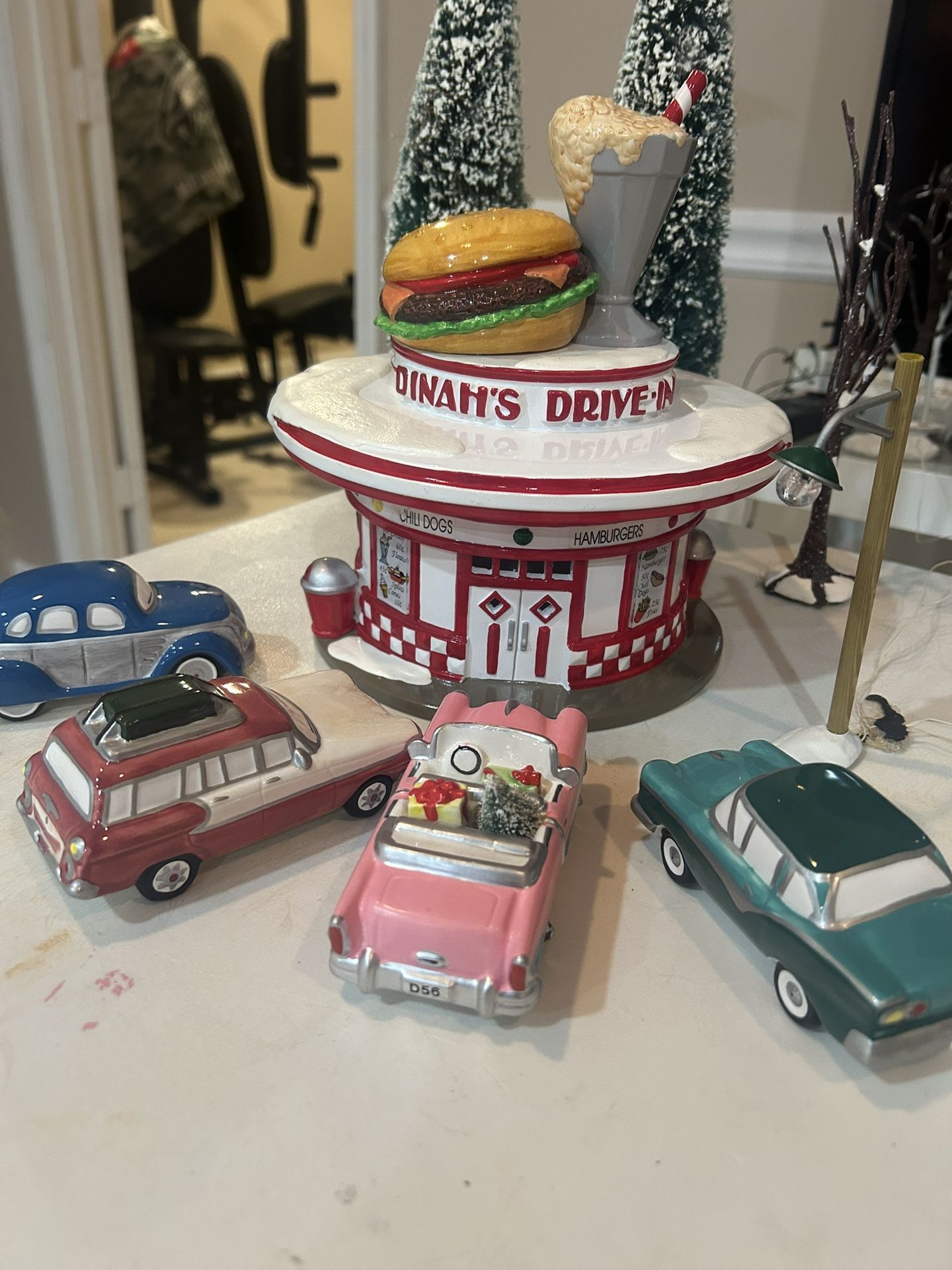 Dept 56 Snow Village.  All Retired Pieces! Contact For Complete List