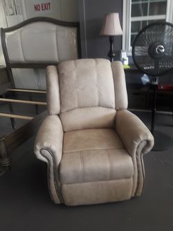 Power lift chair new