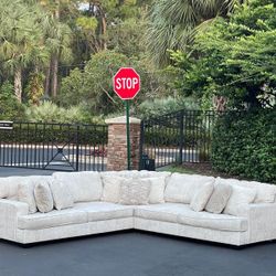 Sectional Couch/Sofa - Microfiber - Delivery Available 🚛
