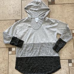 Like New Ladies Hooded Sweatshirt size S