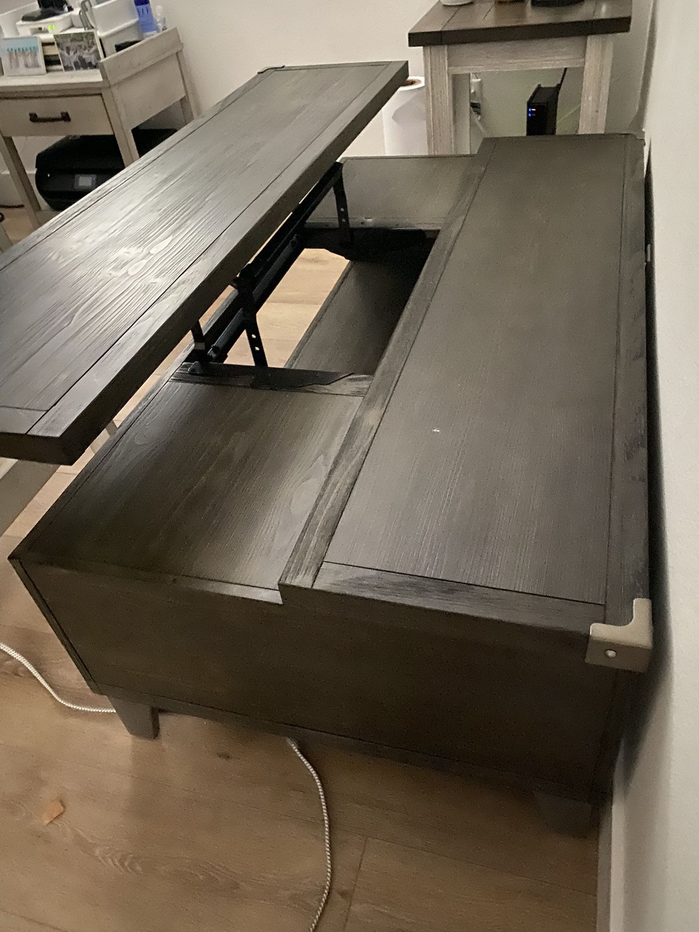 Entertainment Table