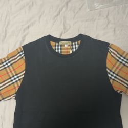 Burberry T-shirt