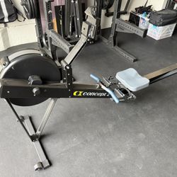 Concept 2 Rower Black Model D with PM5 | Excellent Condition - Only 20,554 meters! 