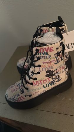 Zara girls boots  size 35  3 1/2