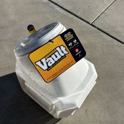 40lb Dog Food Container New 