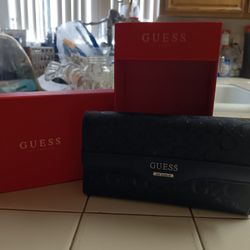 GUESS WALLET
