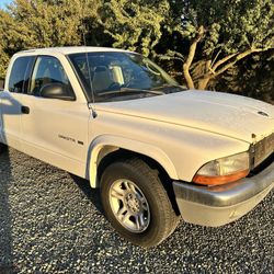 2002 Dodge Dakota V8 