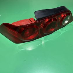 Acura RSX Taillight (Drivers Side)