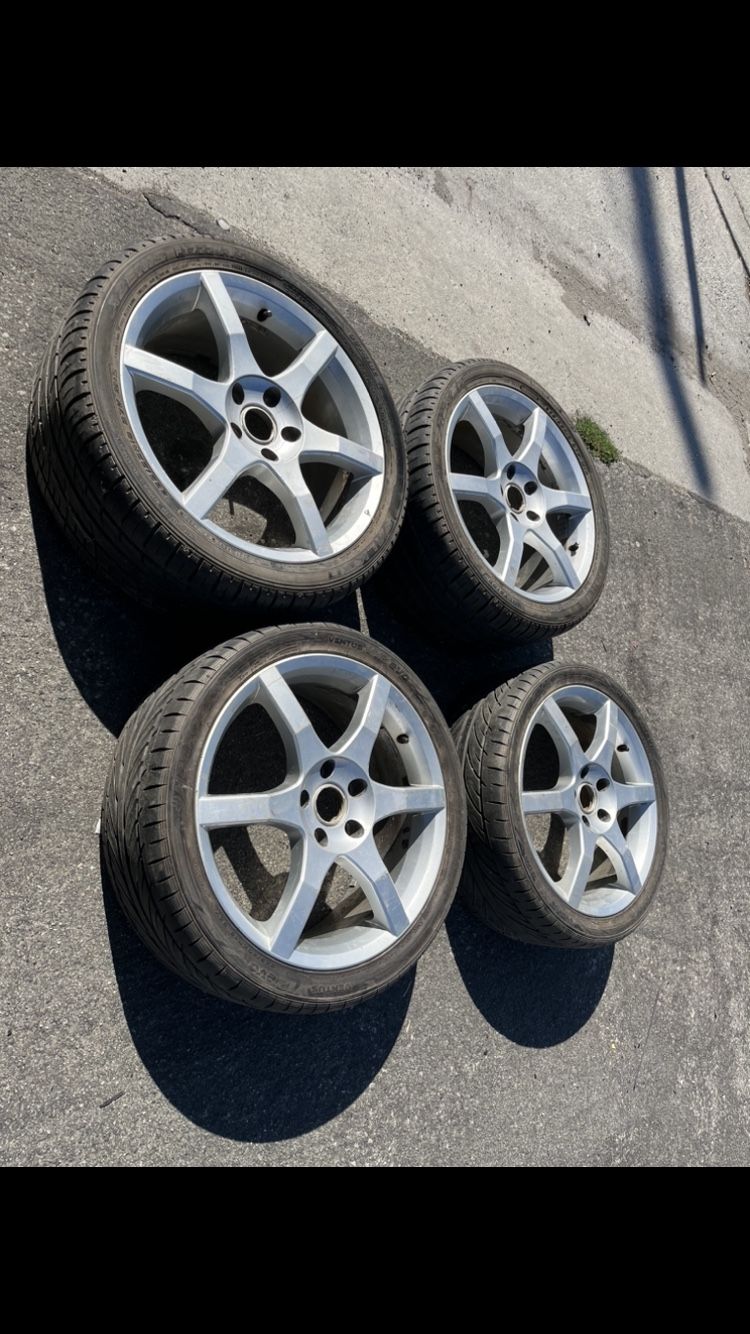 4 — 225/40r18 265/35r18 5x4.5 5x114.3 G35 G37 Q50 350z Altima Camry Civic Accord Wheels Rims Good 90% Treads Tires