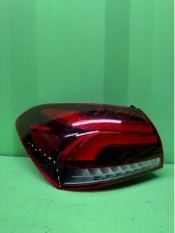 2019 2020 2021 2022 Mercedes-Benz A220 A35 Left Driver Side Quarter Panel / Outer Tail Light OEM