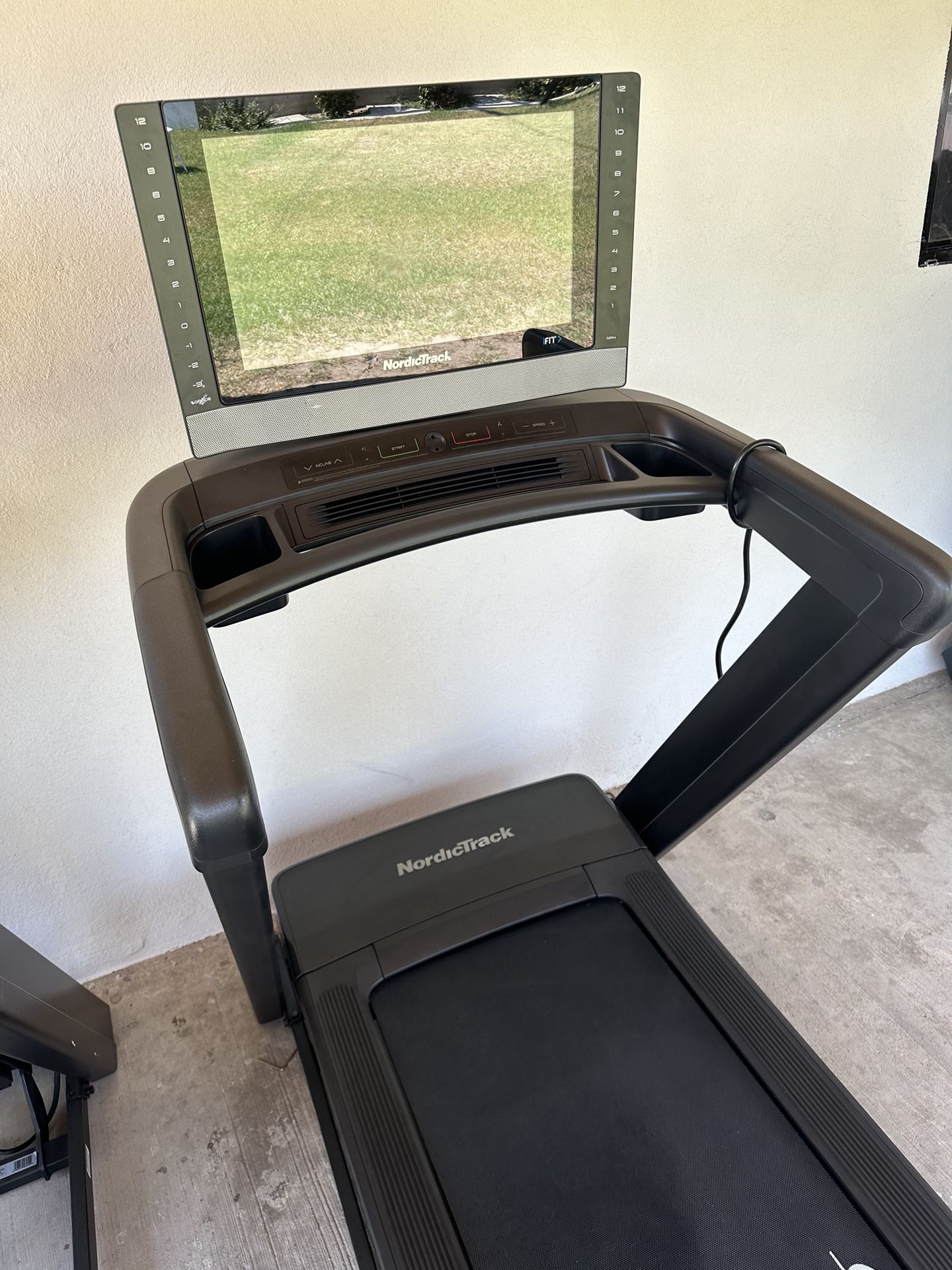 Nordictrack Commercial 2450 Treadmill