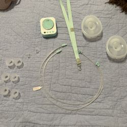 Motif Roam Breast pump
