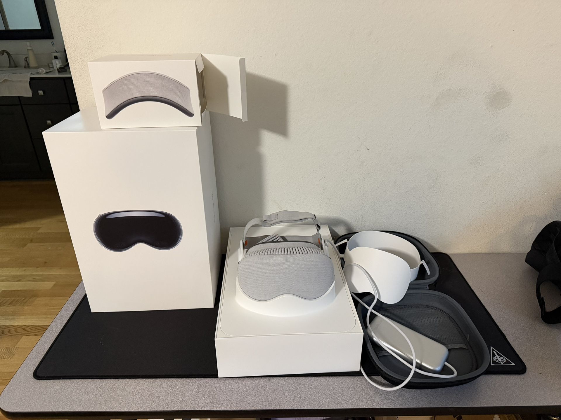 Apple Vision Pro M2 256GB AppleCare+ 