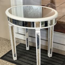 Pretty White Trimmed Mirrored Table 23x18x24